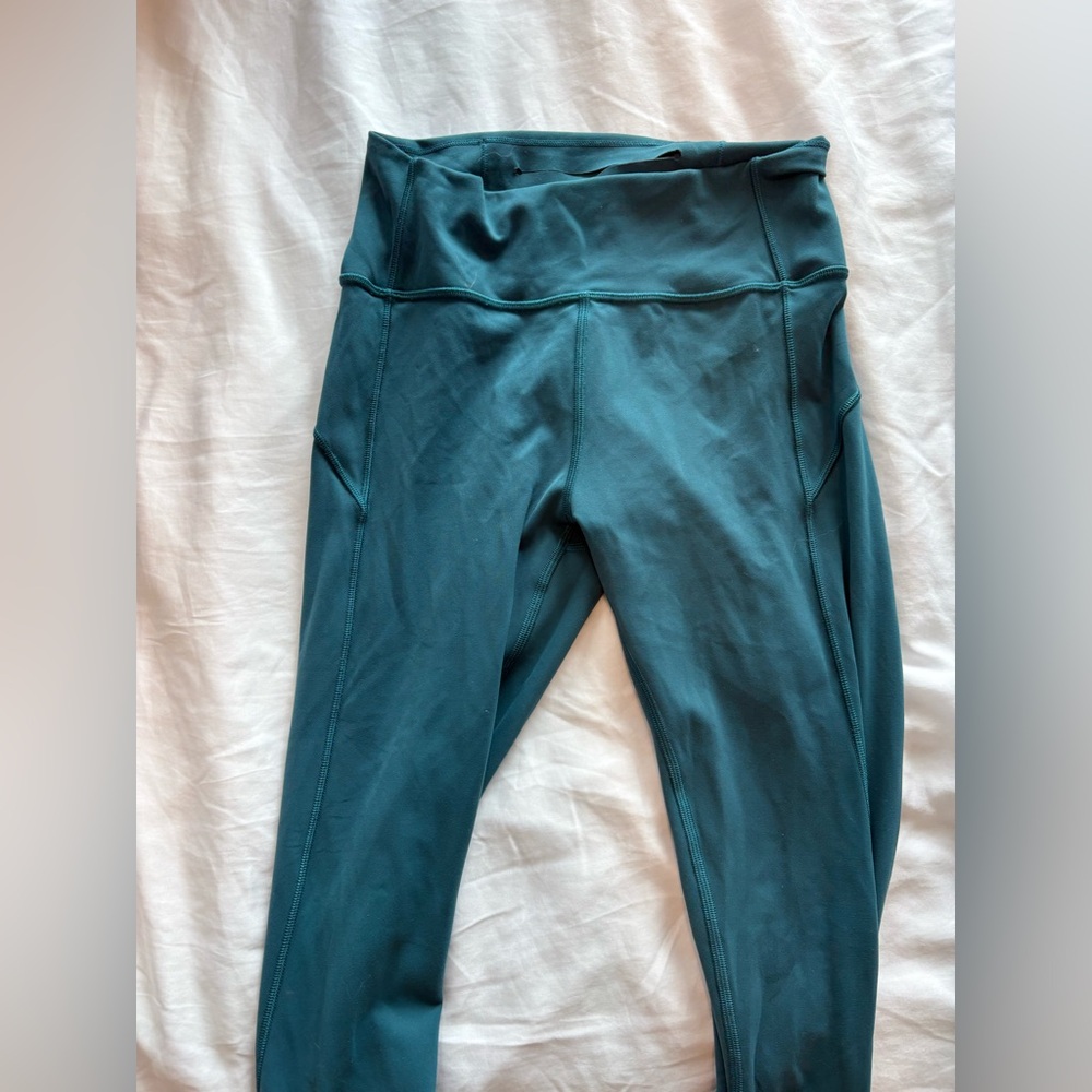 Lululemon running leggings in size 6